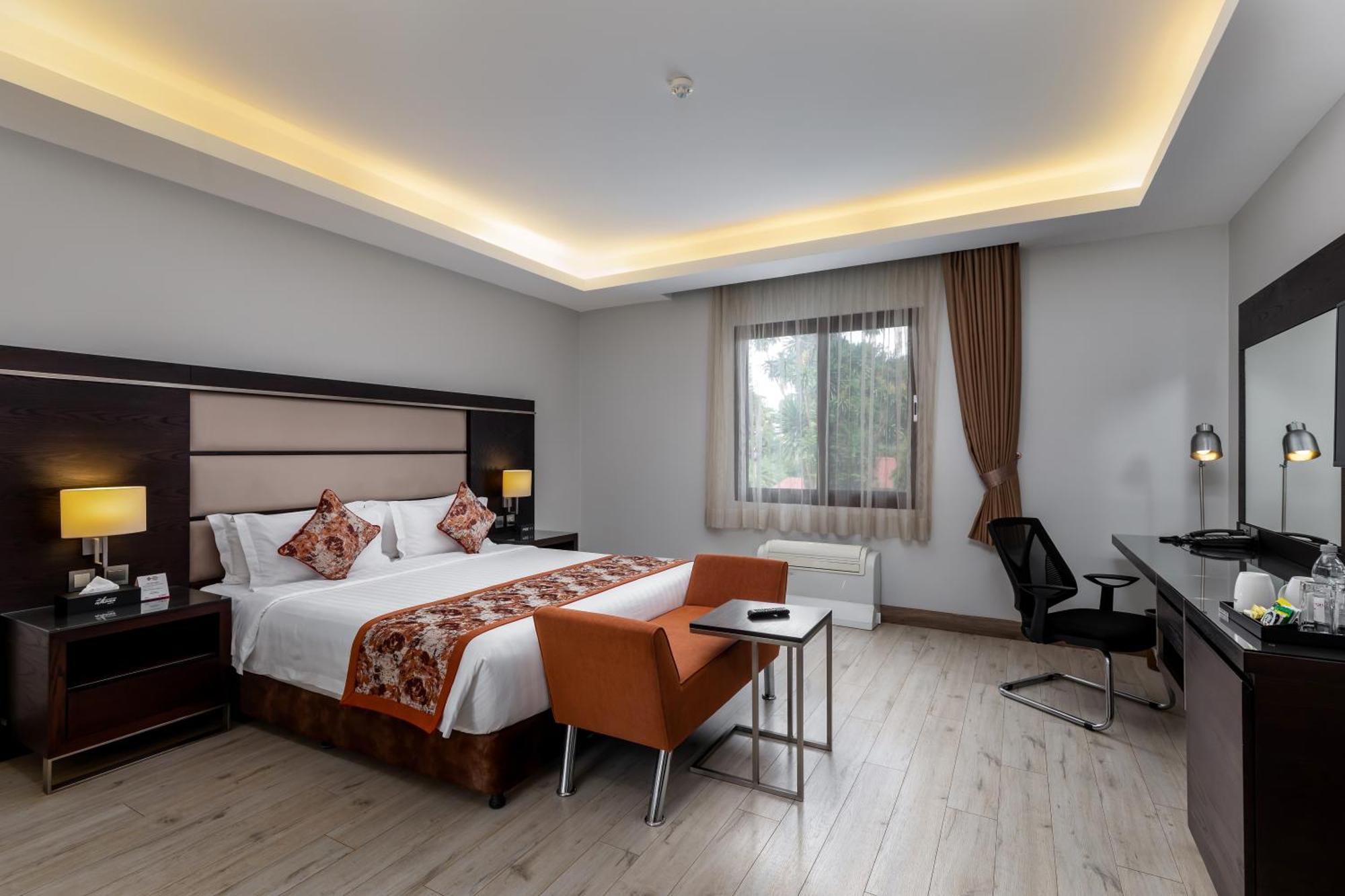 Best Western Plus The Athena Hotel Kampala Exterior foto